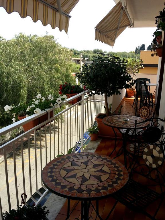 B&B Triskeles Джардіні-Наксос Екстер'єр фото