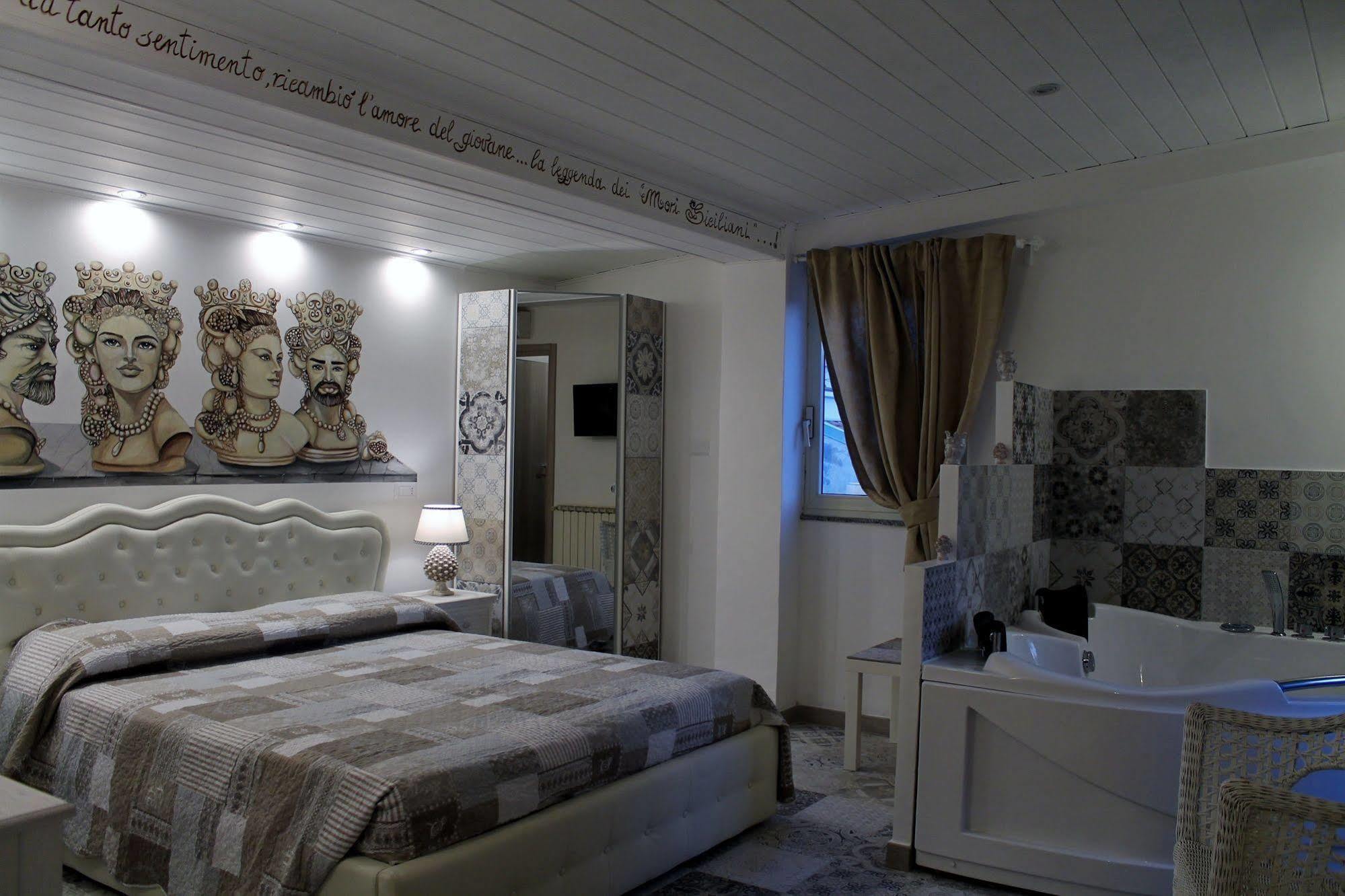 B&B Triskeles Джардіні-Наксос Екстер'єр фото