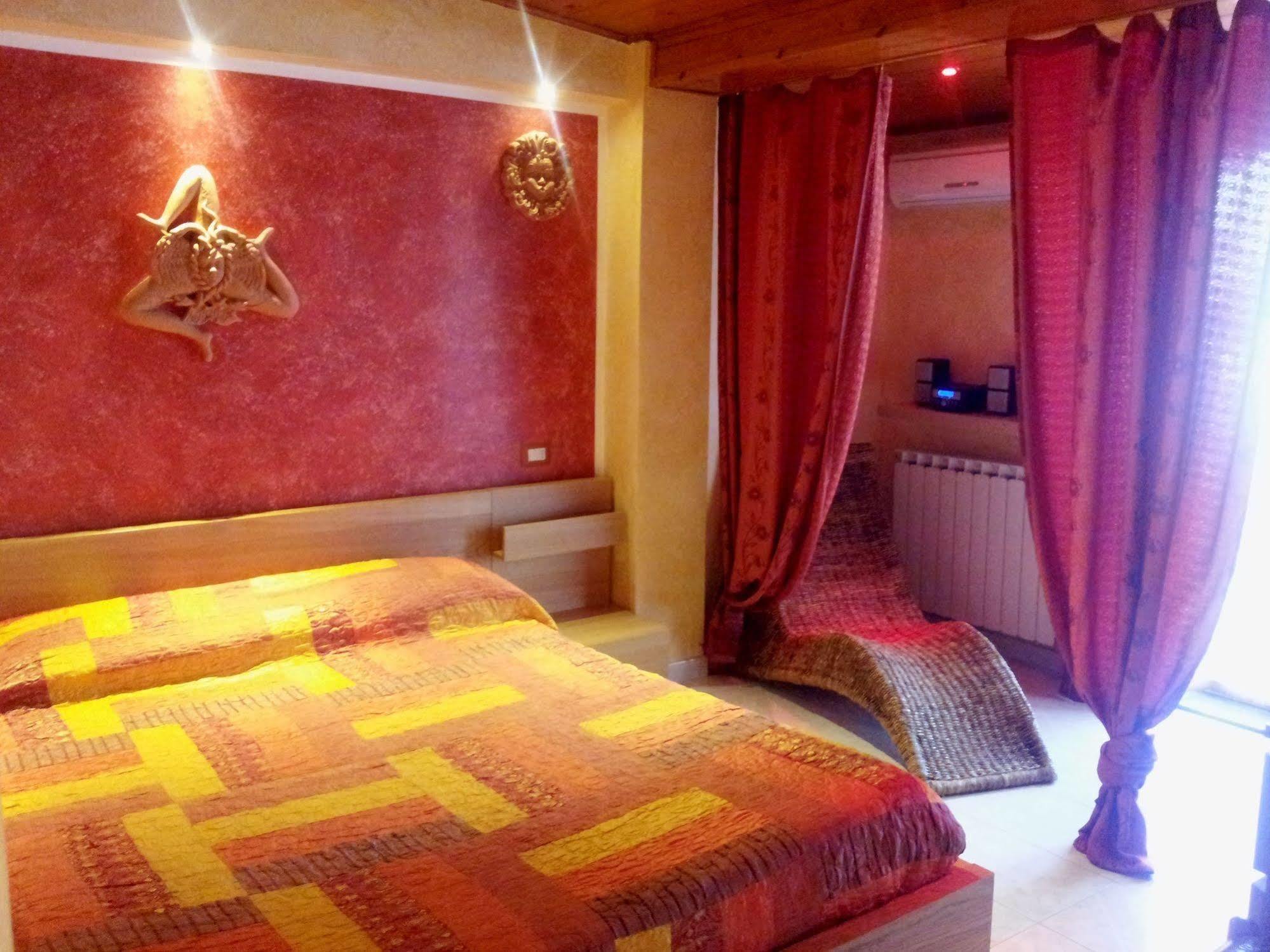 B&B Triskeles Джардіні-Наксос Екстер'єр фото