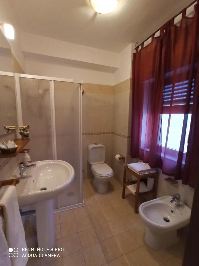 B&B Triskeles Джардіні-Наксос Екстер'єр фото
